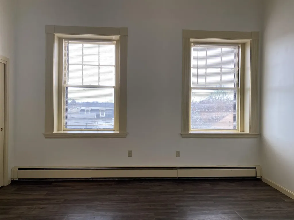521 Pine Street Manchester NH 03102