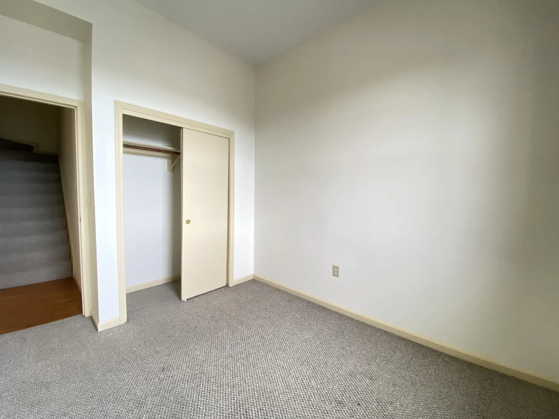 521 Pine Street Manchester NH 03102