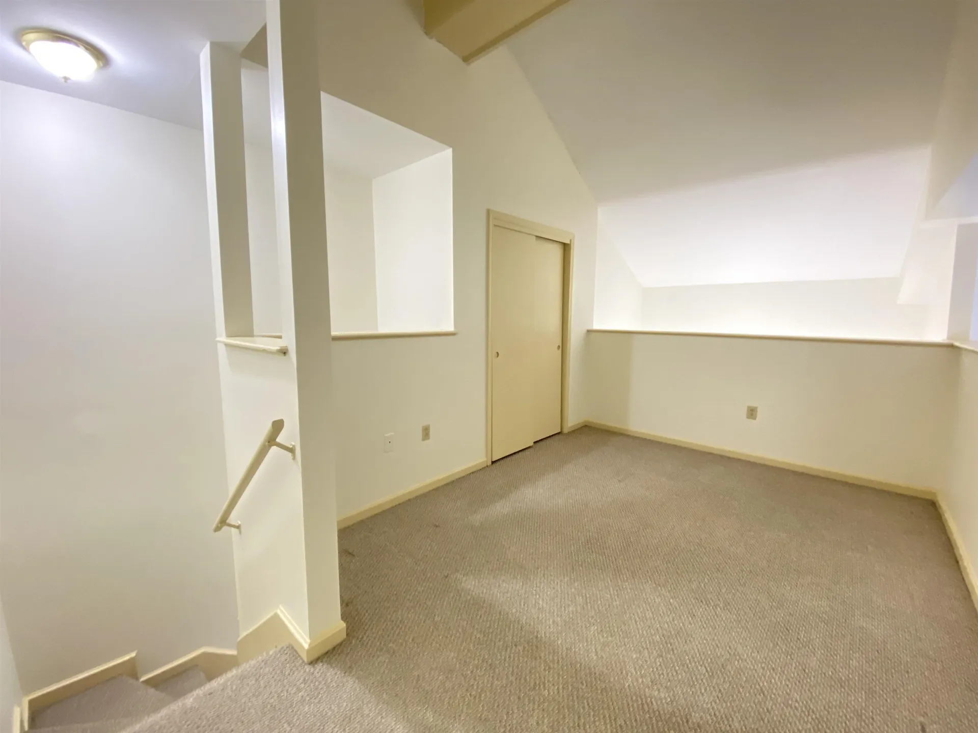 521 Pine Street Manchester NH 03102