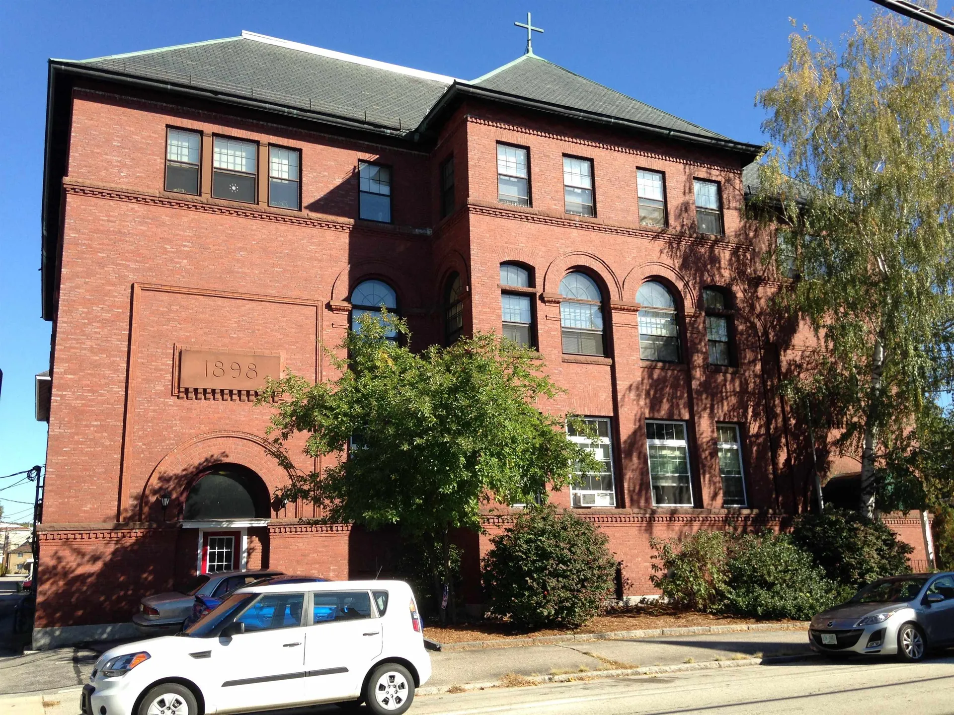 521 Pine Street Manchester NH 03102