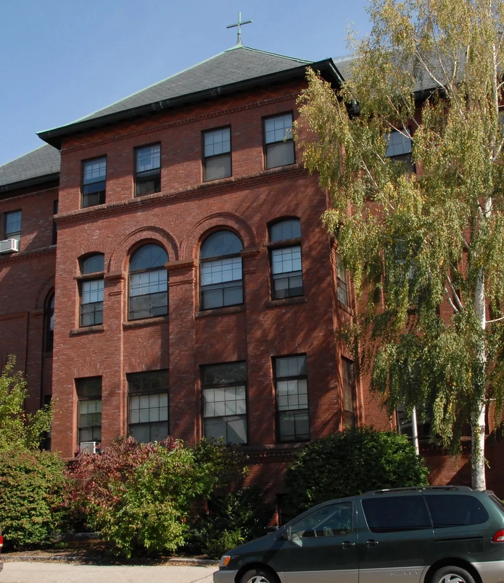 521 Pine Street Manchester NH 03102