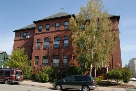521 Pine Street Manchester NH 03102