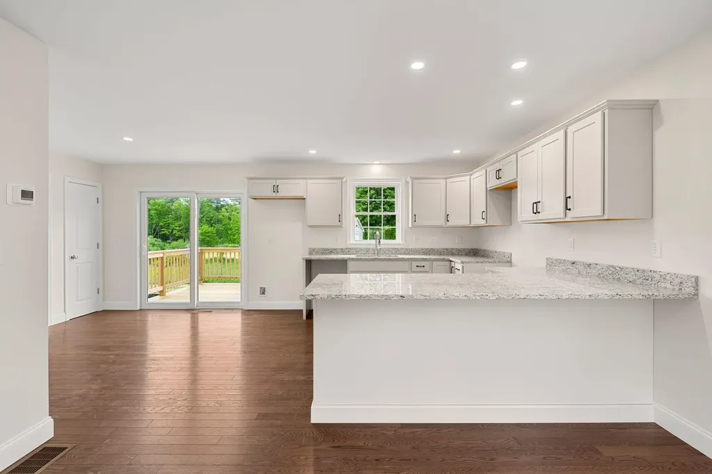 7A Violette Drive Epping NH 03042