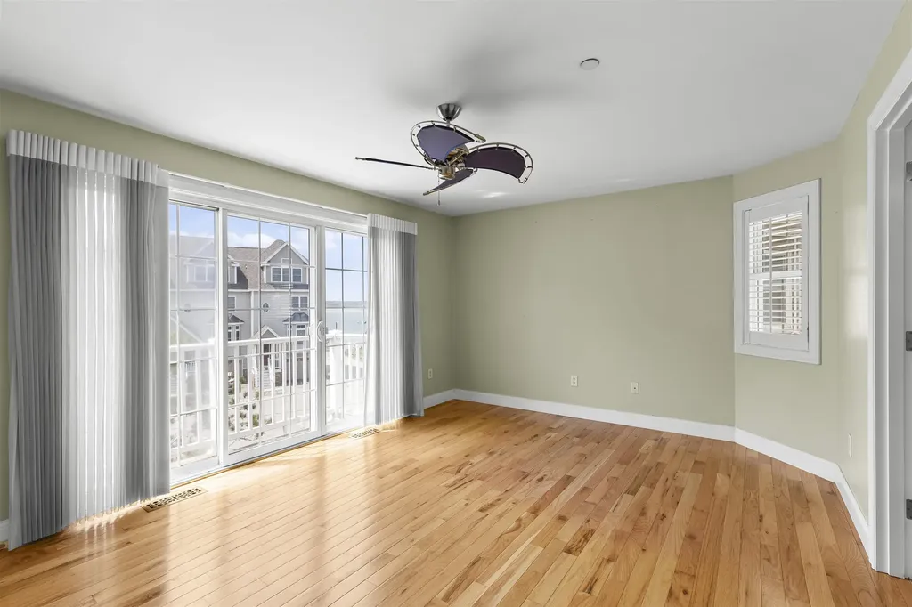 23 Duston Avenue Hampton NH 03842