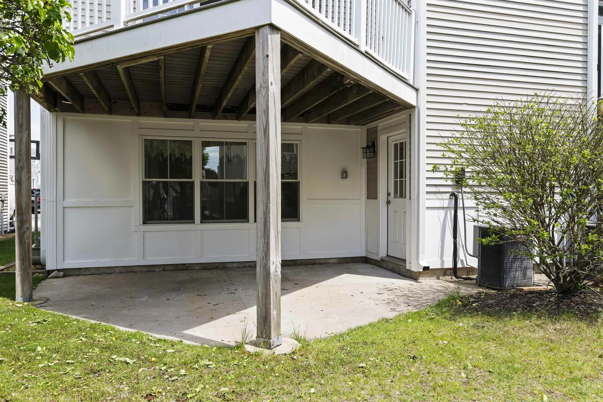 23 Duston Avenue Hampton NH 03842