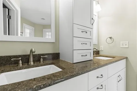 23 Duston Avenue Hampton NH 03842