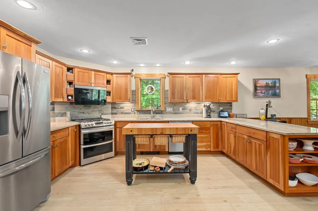 63 Black Cat Island Road Moultonborough NH 03254