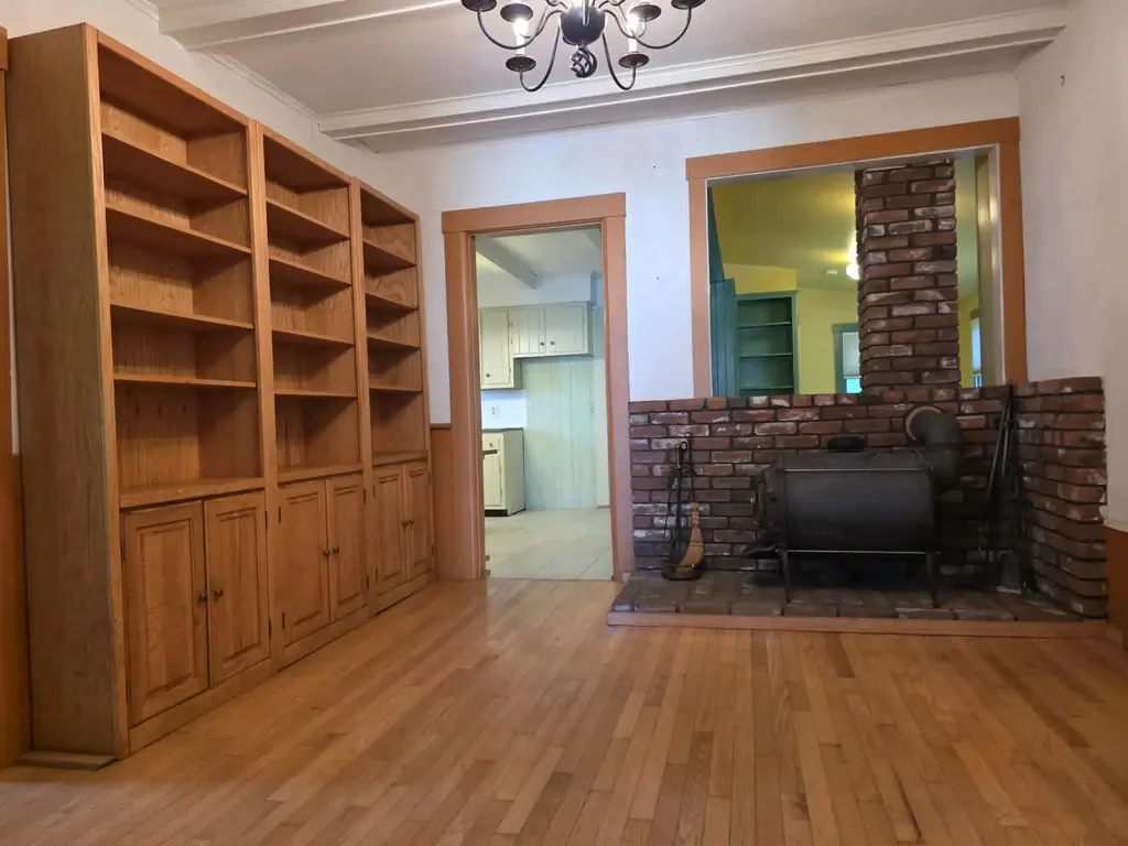 65 Cedar Street Brattleboro VT 05301