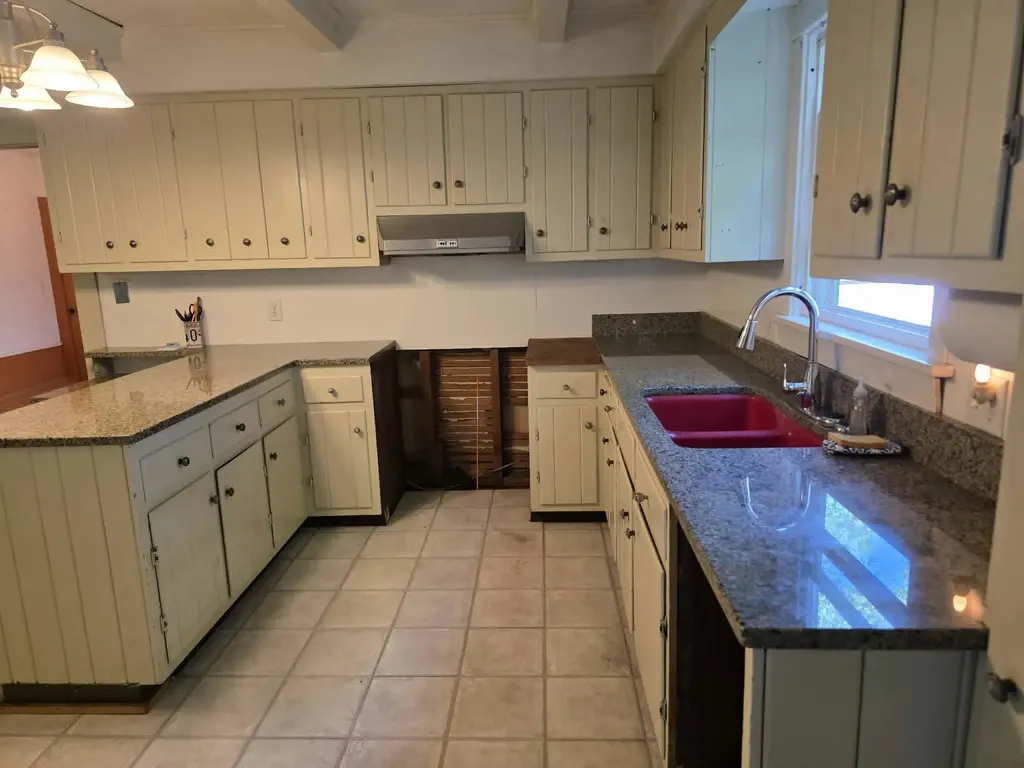 65 Cedar Street Brattleboro VT 05301