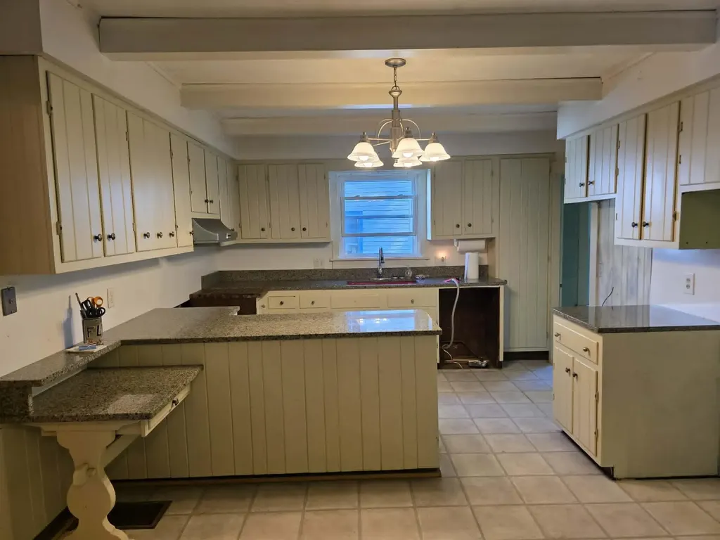 65 Cedar Street Brattleboro VT 05301