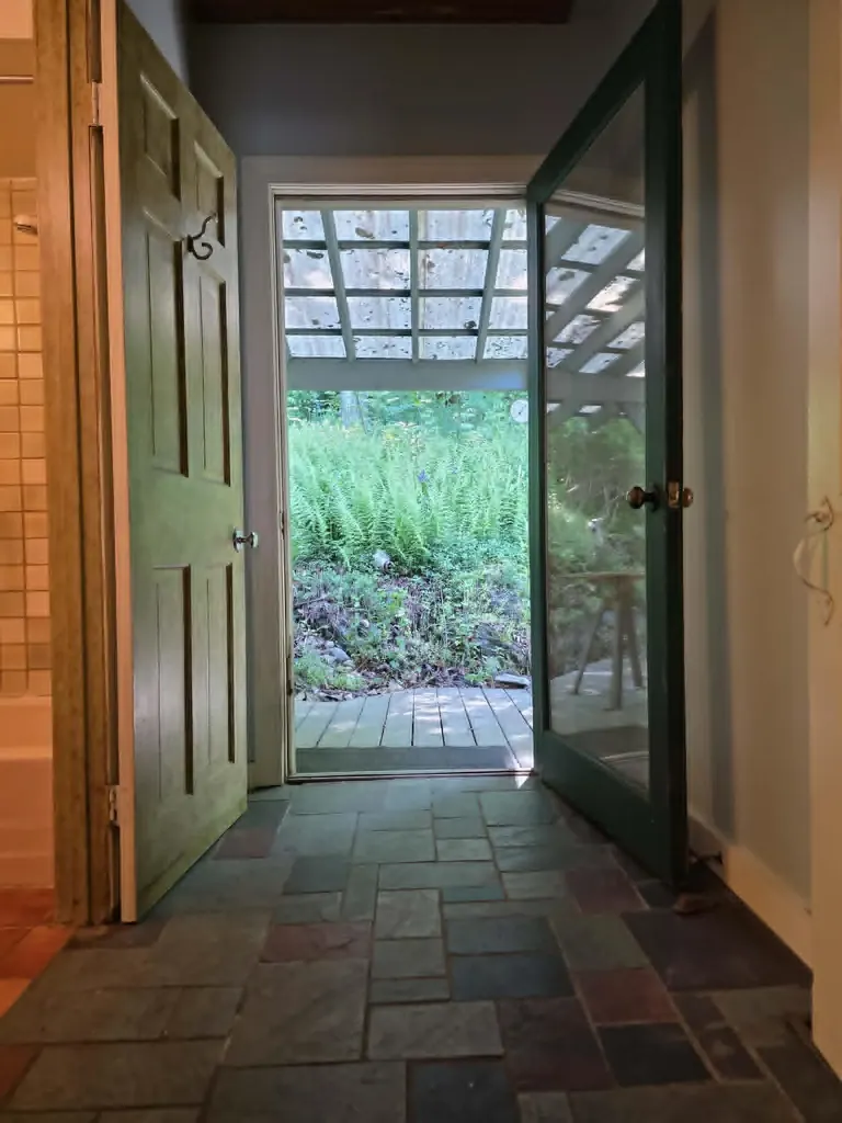 65 Cedar Street Brattleboro VT 05301