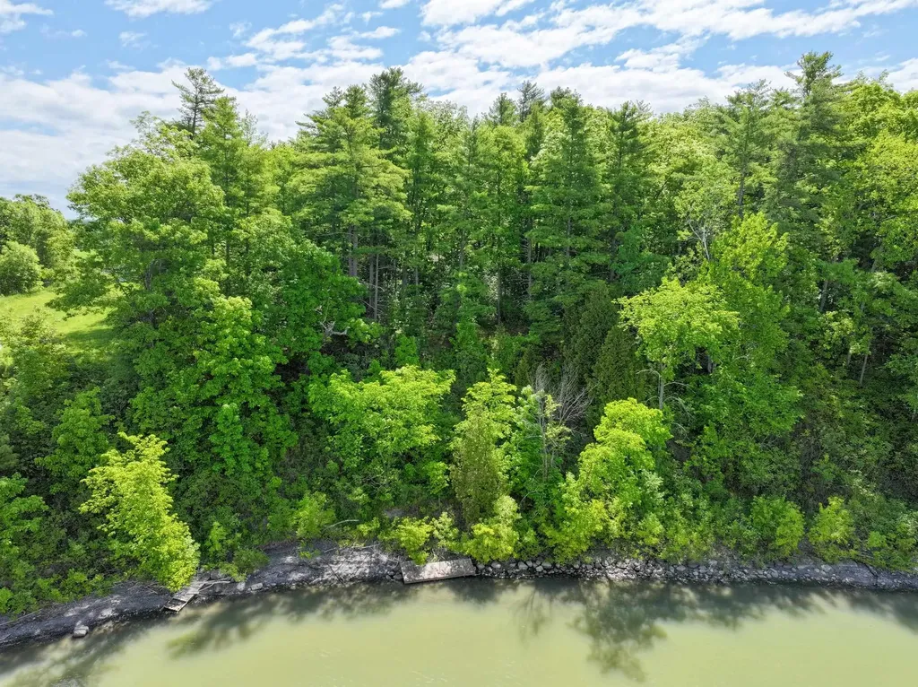 185 Holmes Lane Shoreham VT 05770
