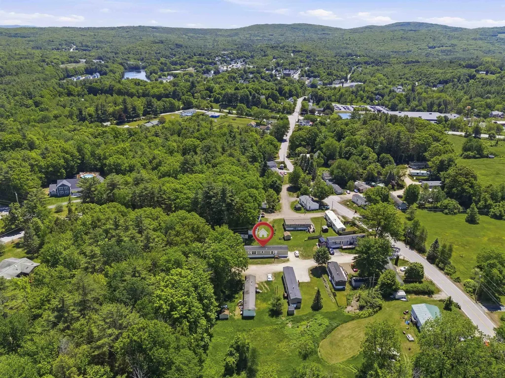 11 Daisy Drive Pittsfield NH 03263