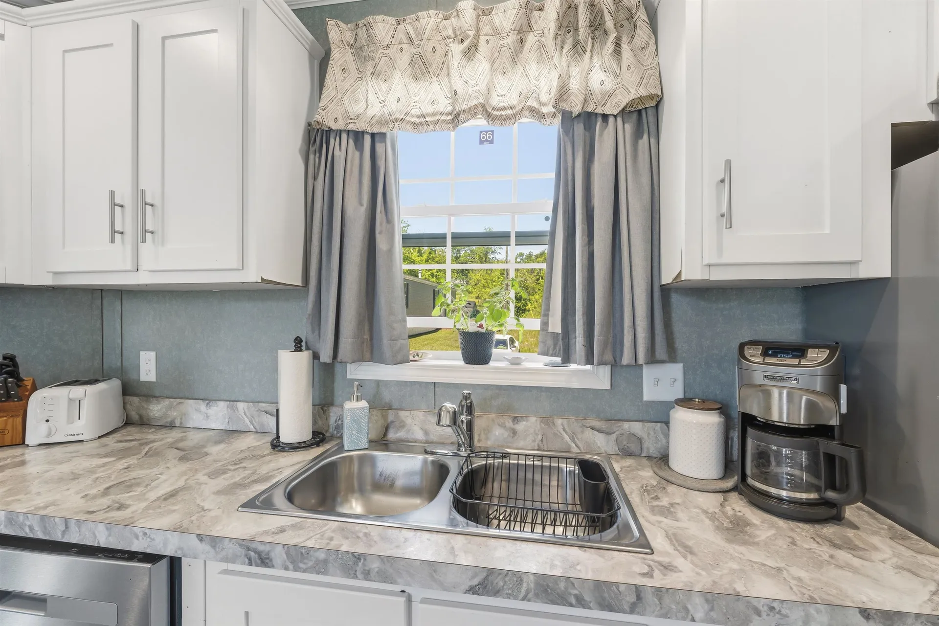 11 Daisy Drive Pittsfield NH 03263