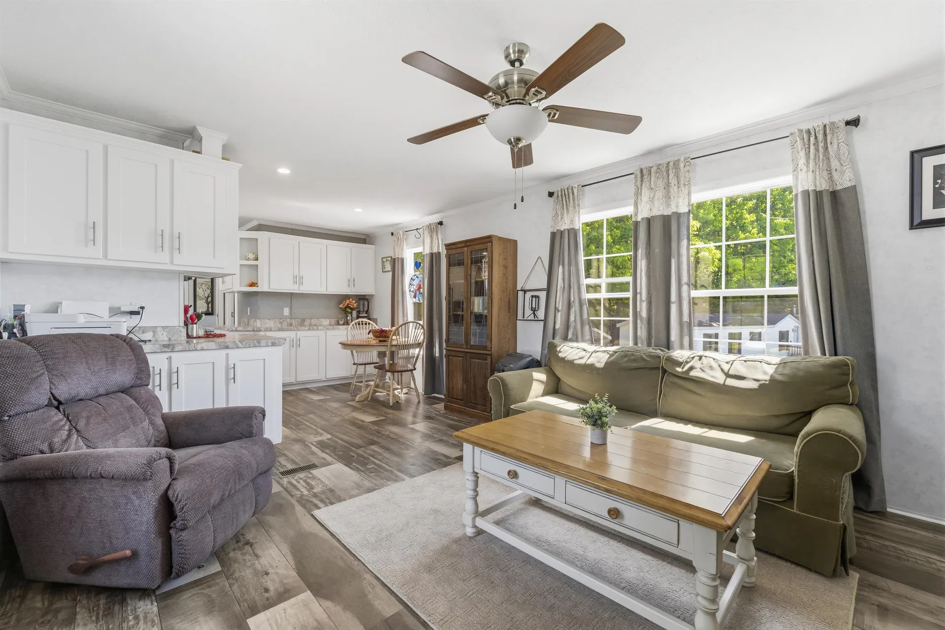 11 Daisy Drive Pittsfield NH 03263