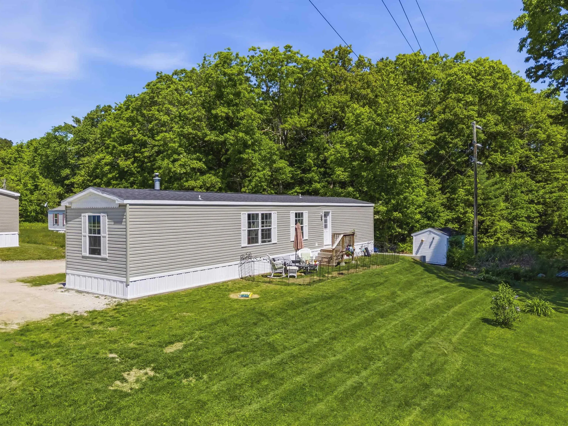 11 Daisy Drive Pittsfield NH 03263