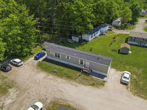 11 Daisy Drive Pittsfield NH 03263