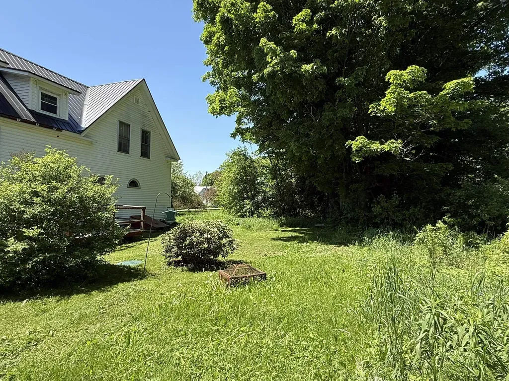 64 Pleasant Street Hardwick VT 05836