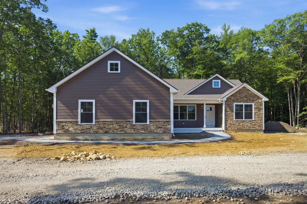 19 Bald Hill Road Raymond NH 03077