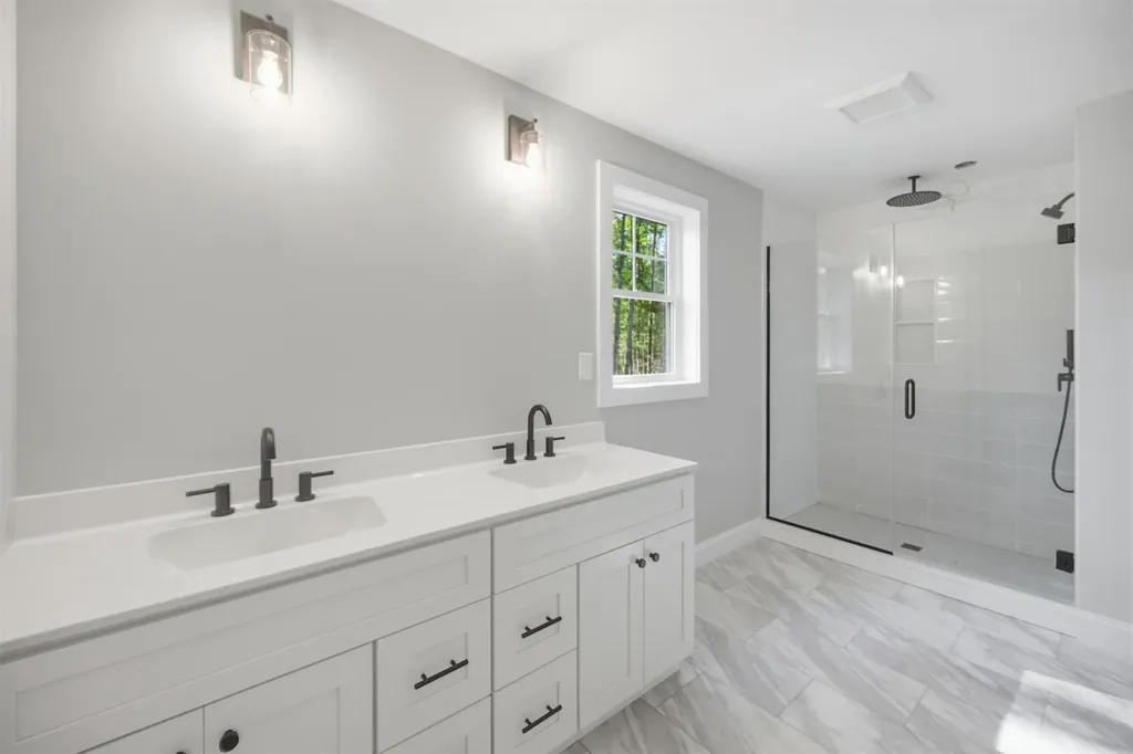 19 Bald Hill Road Raymond NH 03077