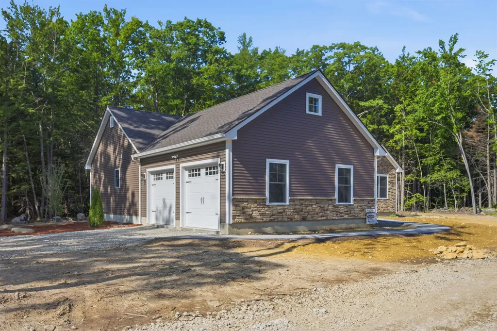 19 Bald Hill Road Raymond NH 03077