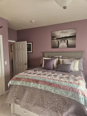 7 F Street Hampton NH 03842