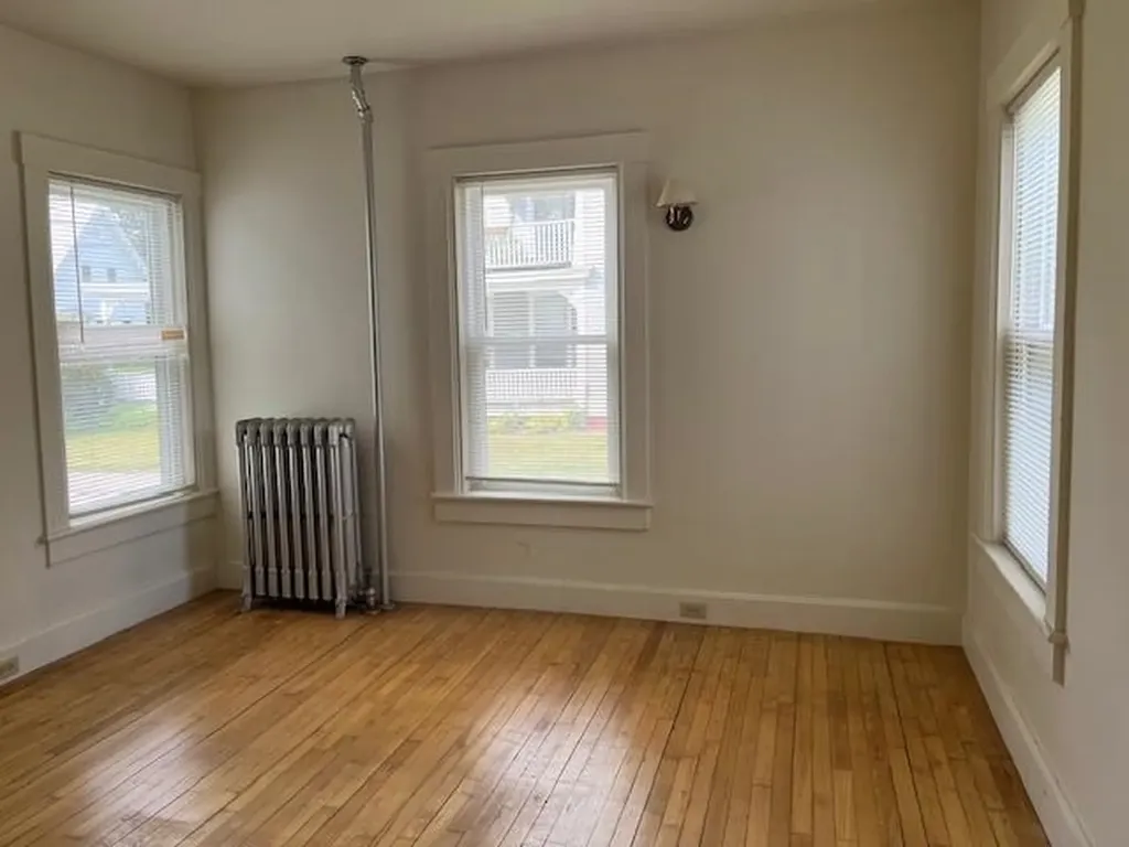 131,133,141 Green Street Brattleboro VT 05301