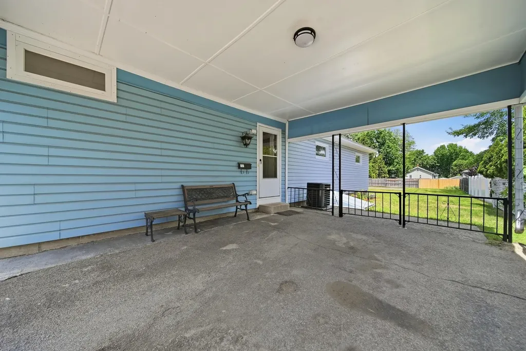 434 Cilley Road Manchester NH 03103