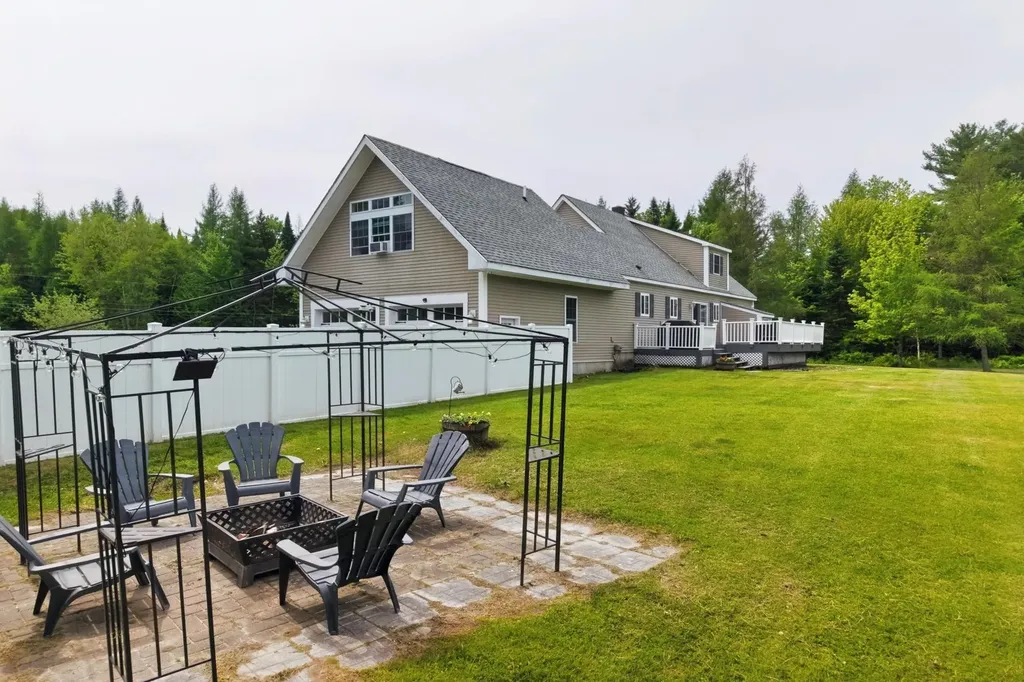 156 Couture Road Jefferson NH 03583