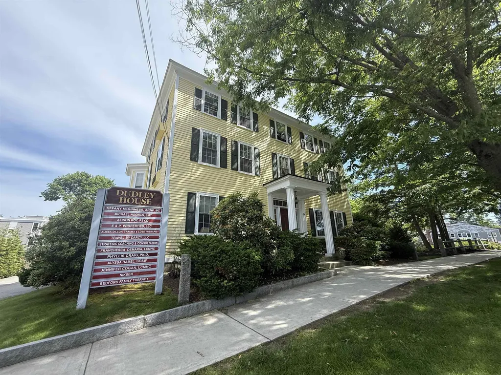 14 Front Street Exeter NH 03833