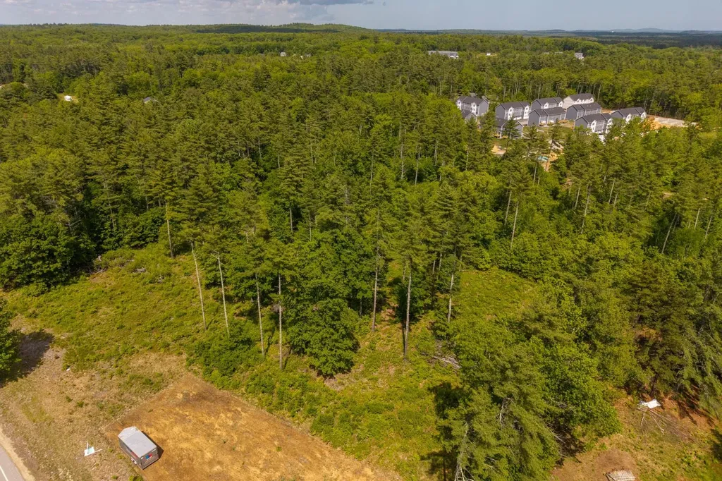555 Calef Highway Barrington NH 03825