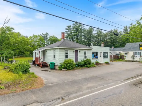 80 Chestnut Hill Road Rochester NH 03867