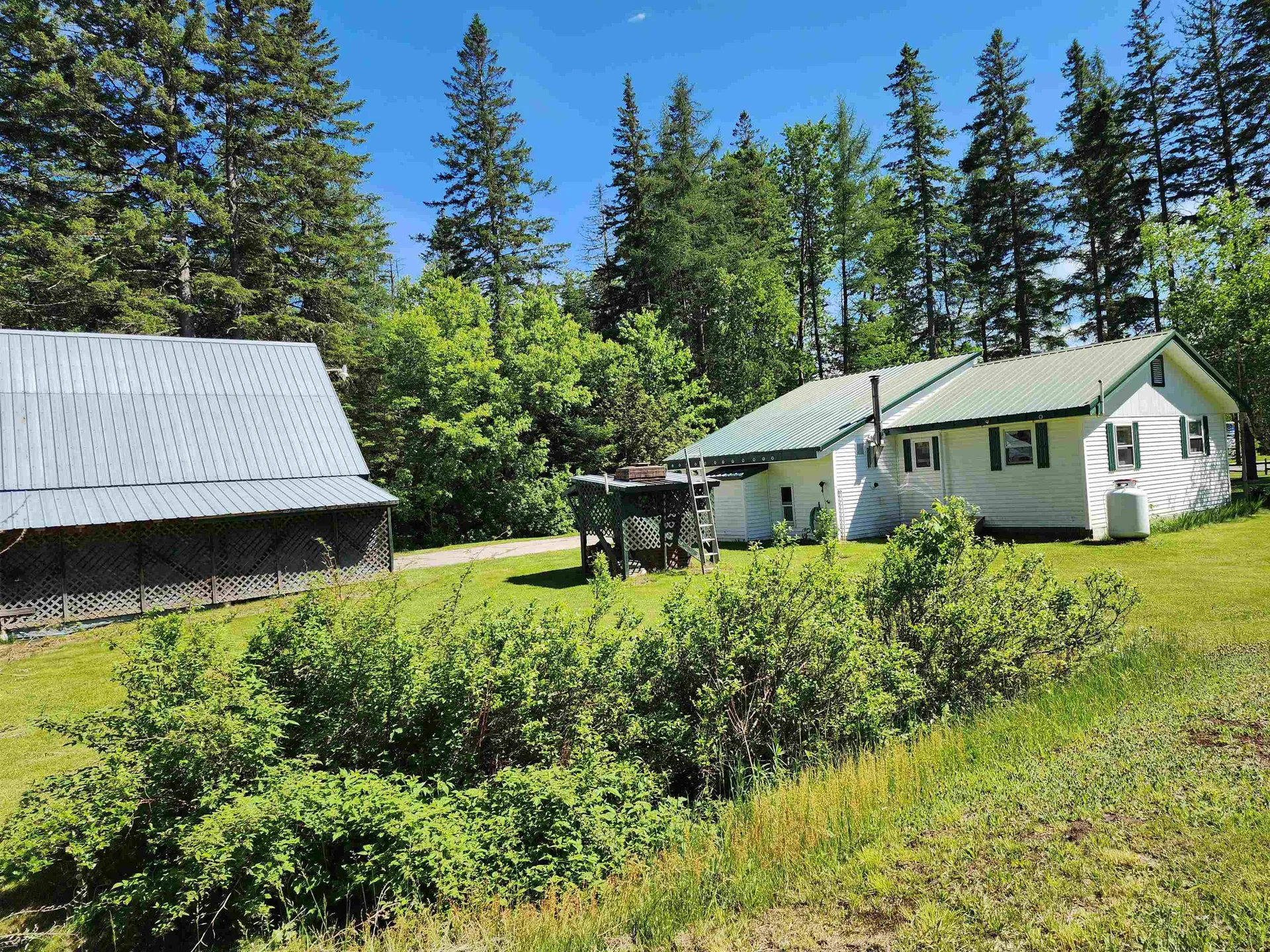 500 Colebrook Road Errol NH 03579