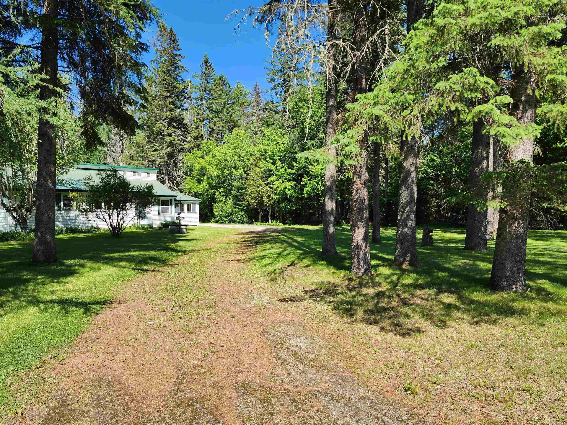 500 Colebrook Road Errol NH 03579