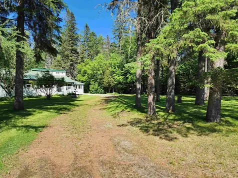 500 Colebrook Road Errol NH 03579