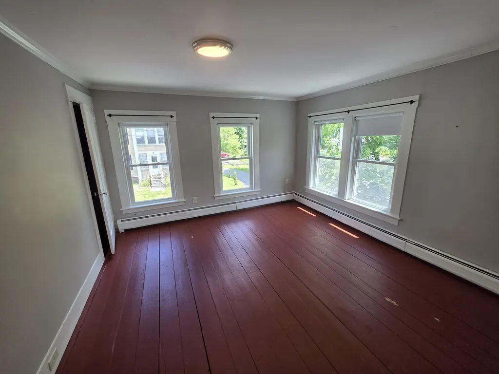 6 Pine Street Lebanon NH 03766