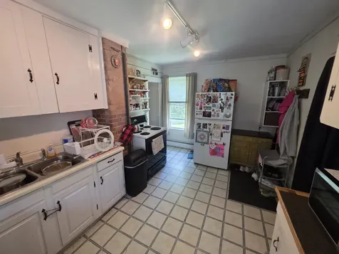 6 Pine Street Lebanon NH 03766