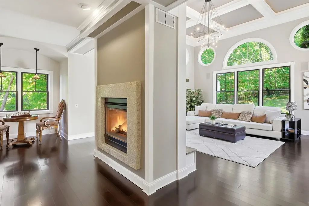 15 Chardonnay Terrace Bedford NH 03110