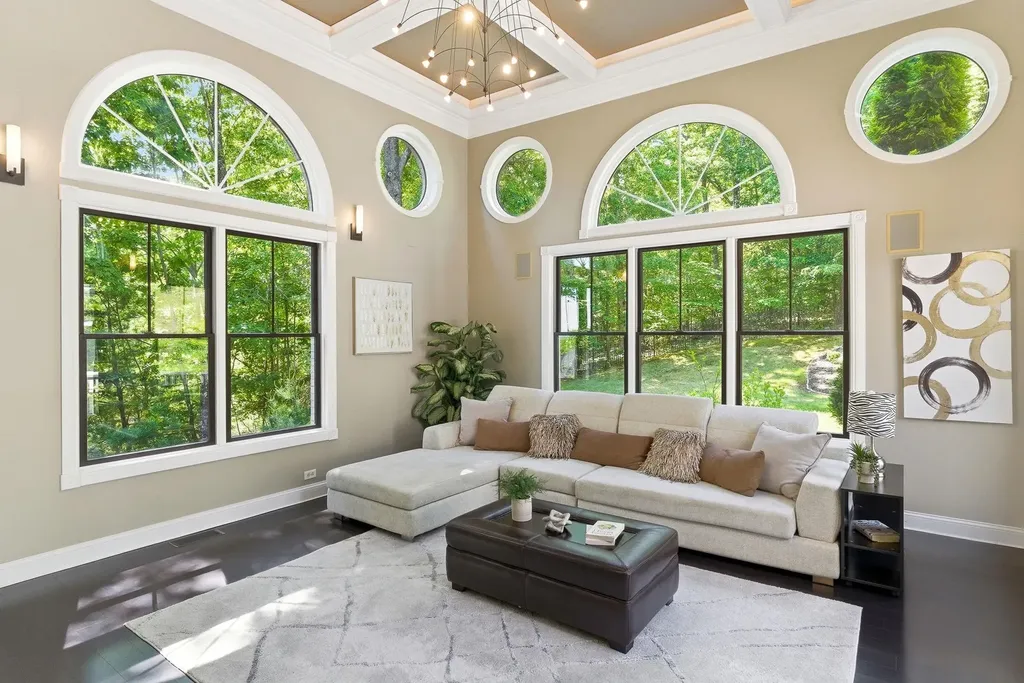 15 Chardonnay Terrace Bedford NH 03110