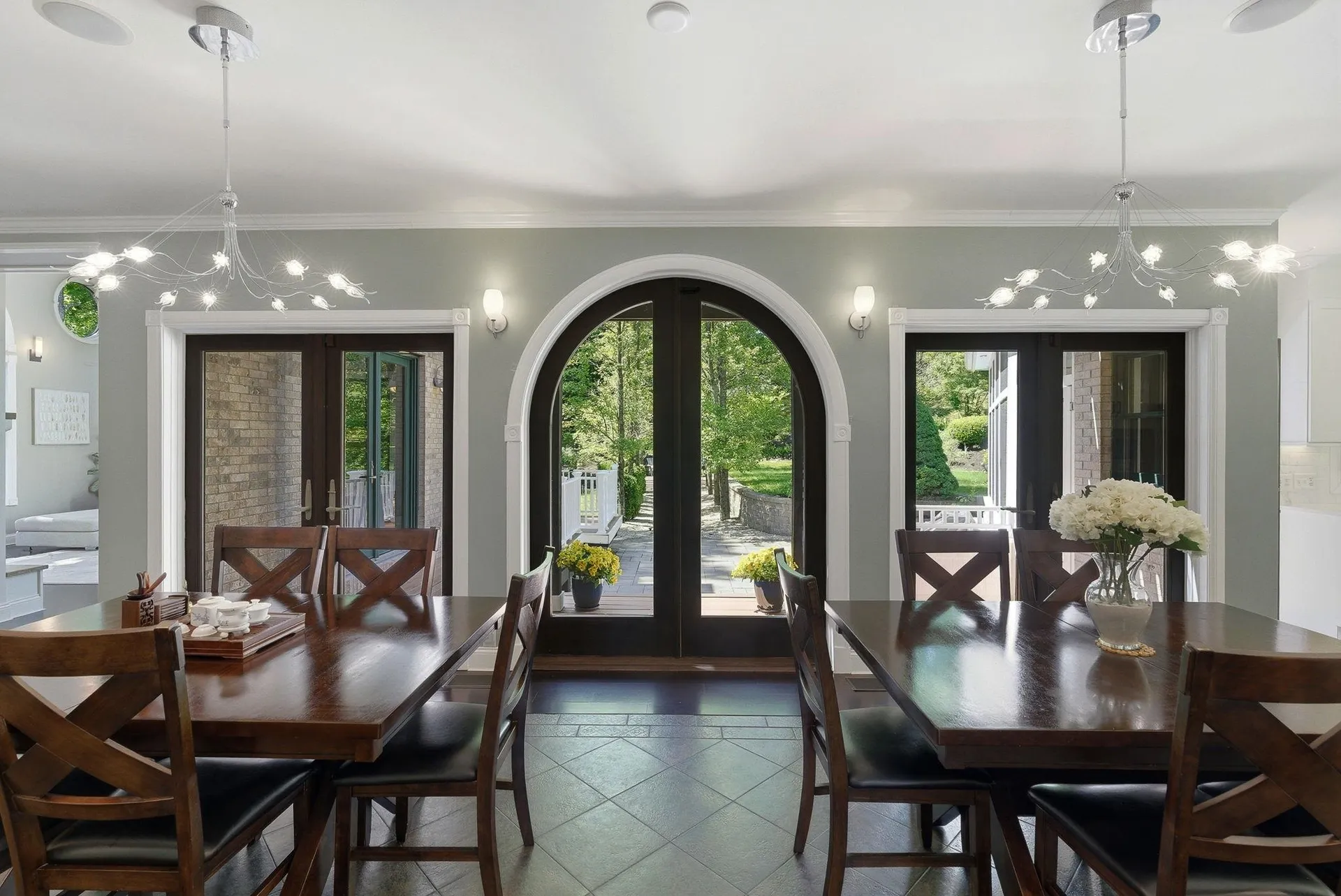 15 Chardonnay Terrace Bedford NH 03110