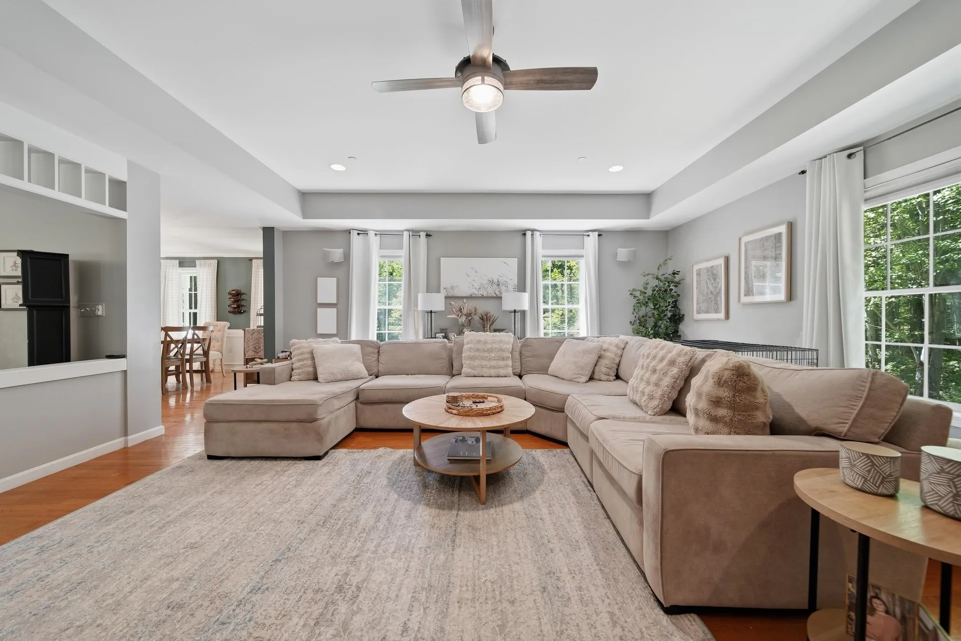 24 Gardensong Drive Hooksett NH 03106