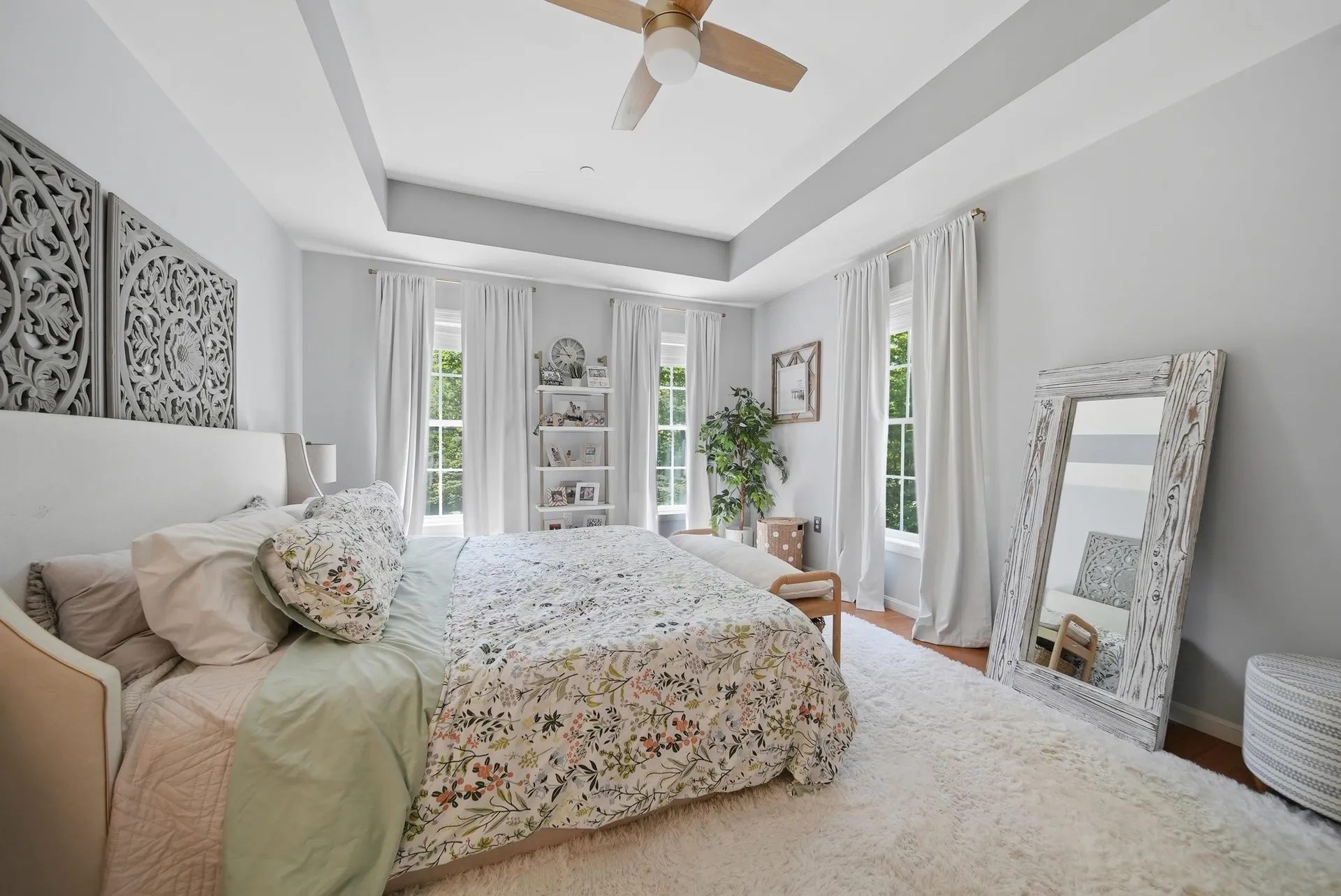 24 Gardensong Drive Hooksett NH 03106