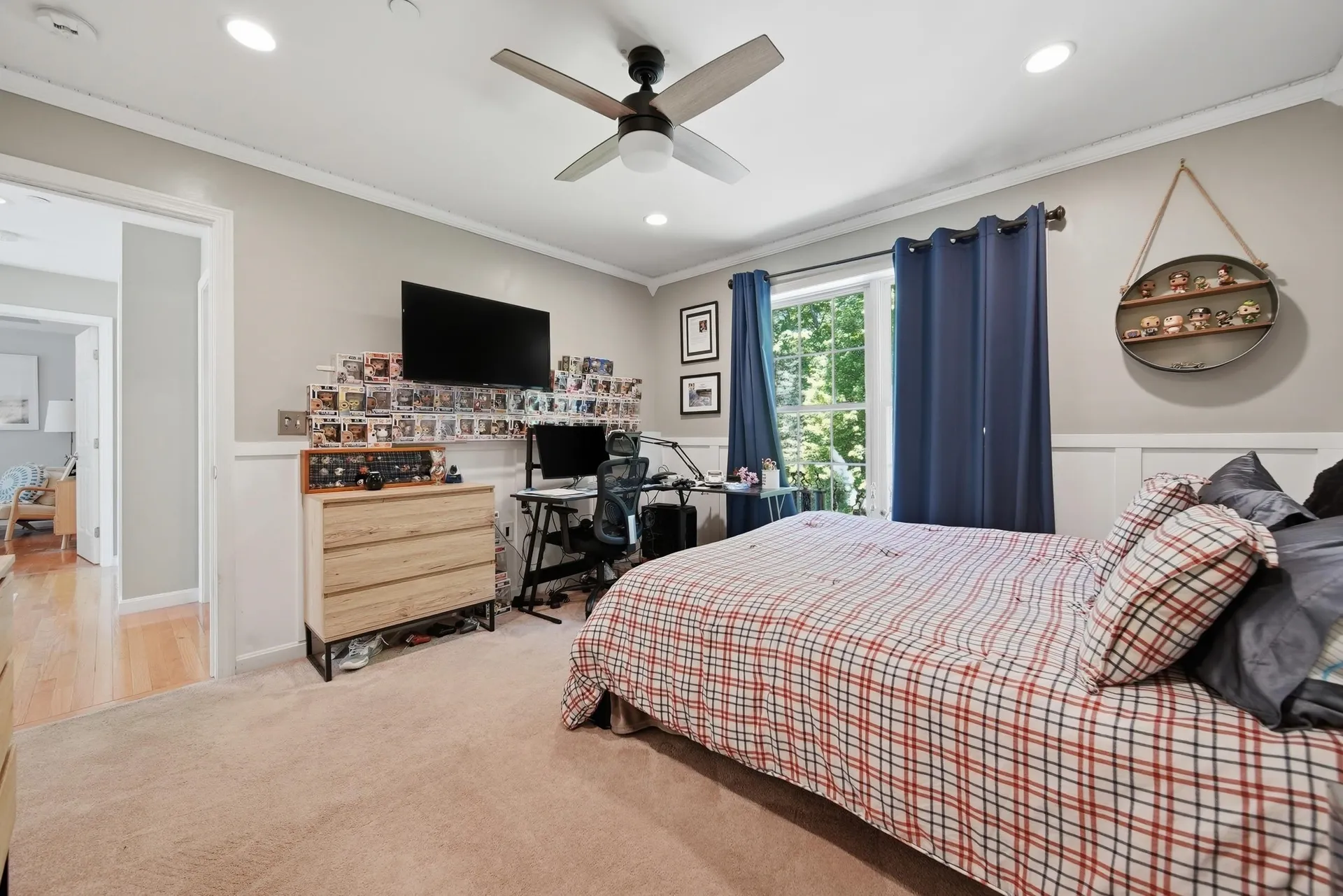 24 Gardensong Drive Hooksett NH 03106