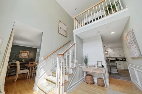 24 Gardensong Drive Hooksett NH 03106