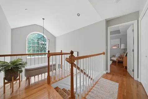 24 Gardensong Drive Hooksett NH 03106
