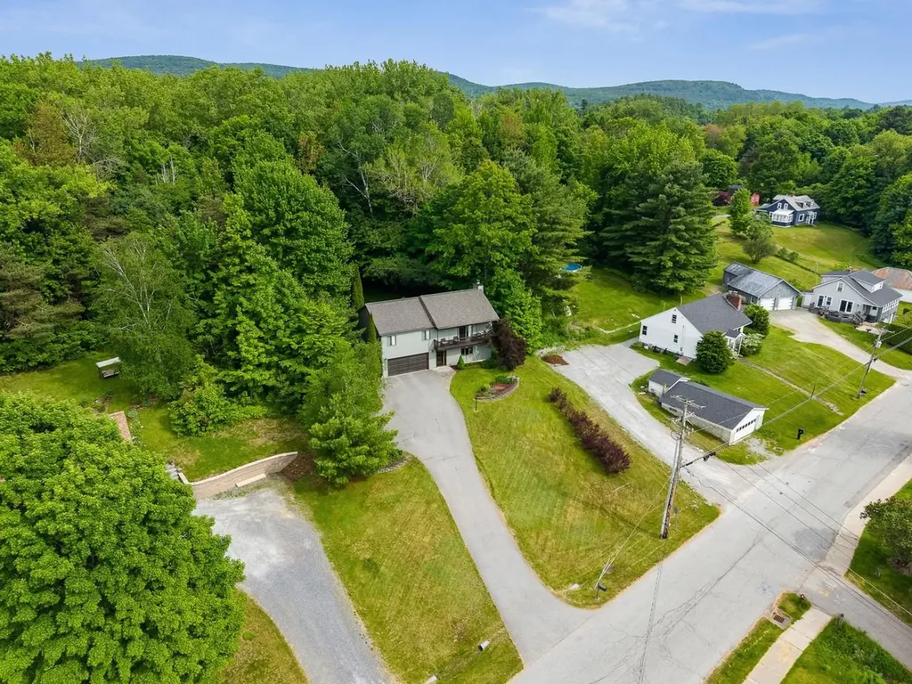 55 Maplewood Avenue Milton VT 05468