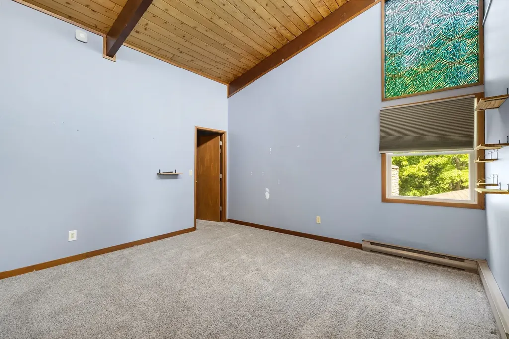 293 North River Road Lee NH 03861