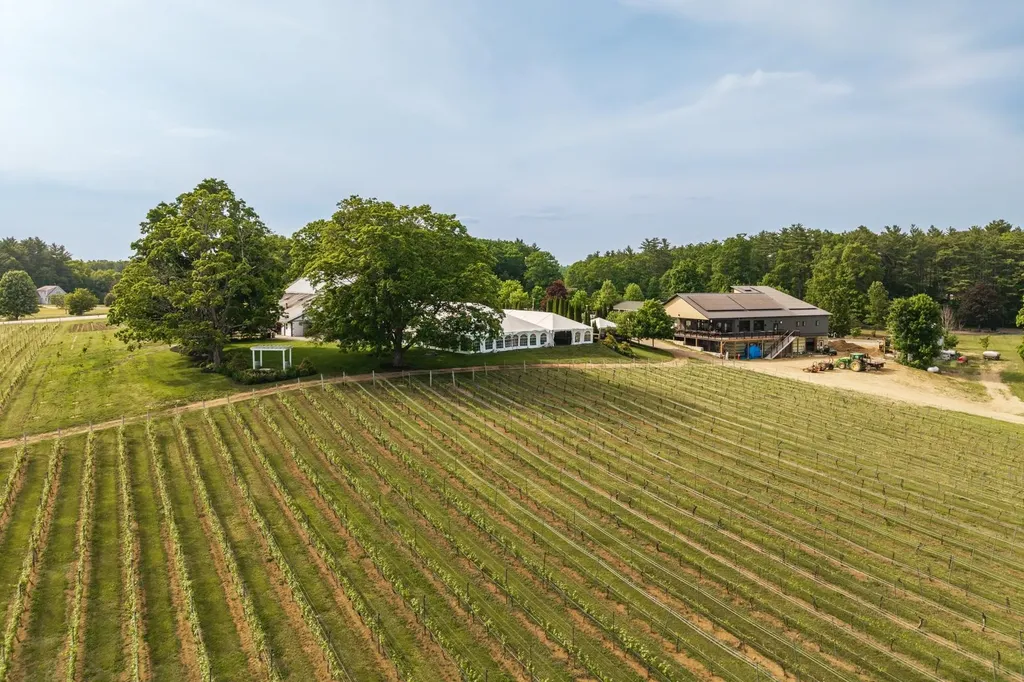 293 North River Road Lee NH 03861