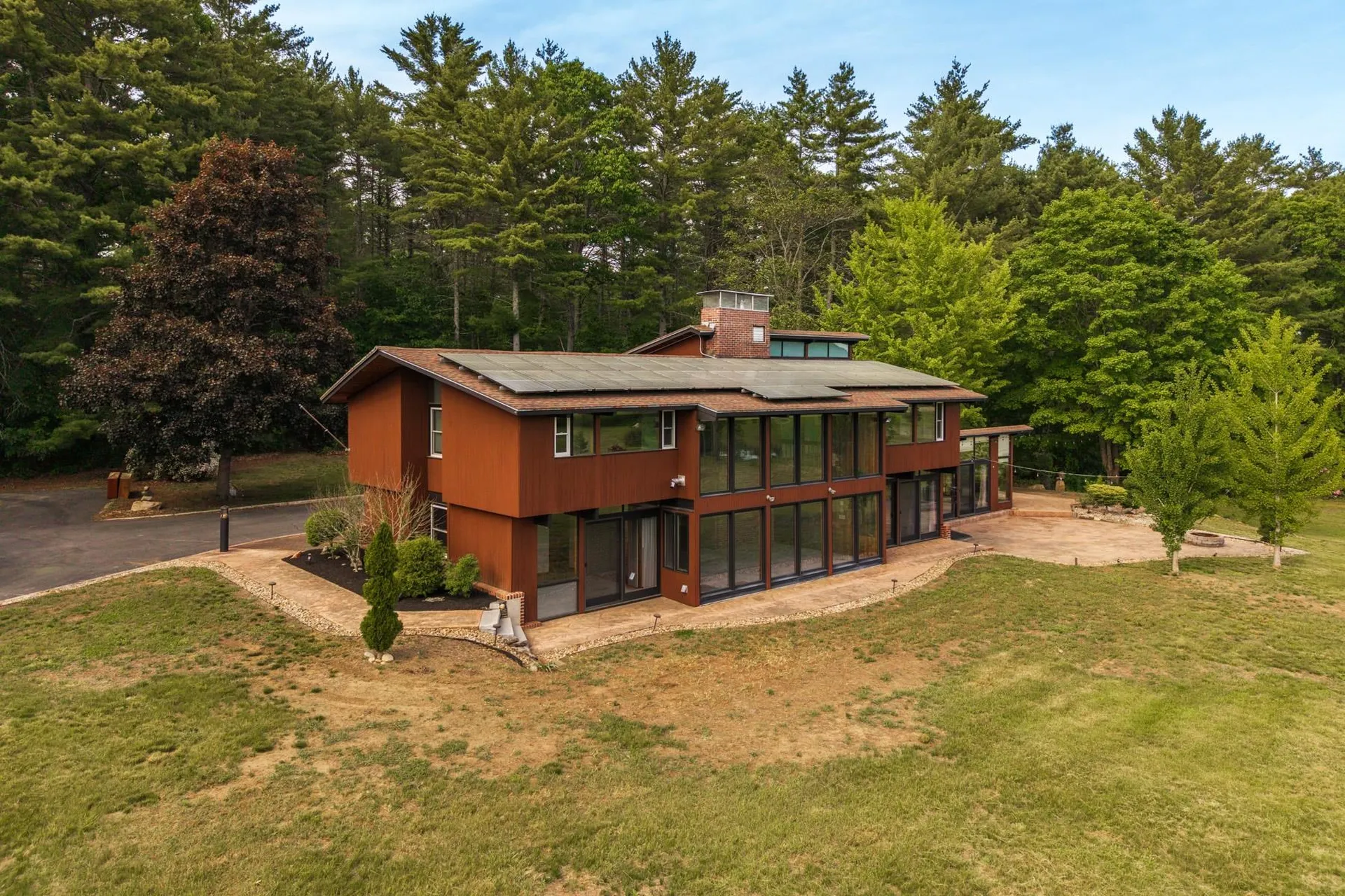 293 North River Road Lee NH 03861