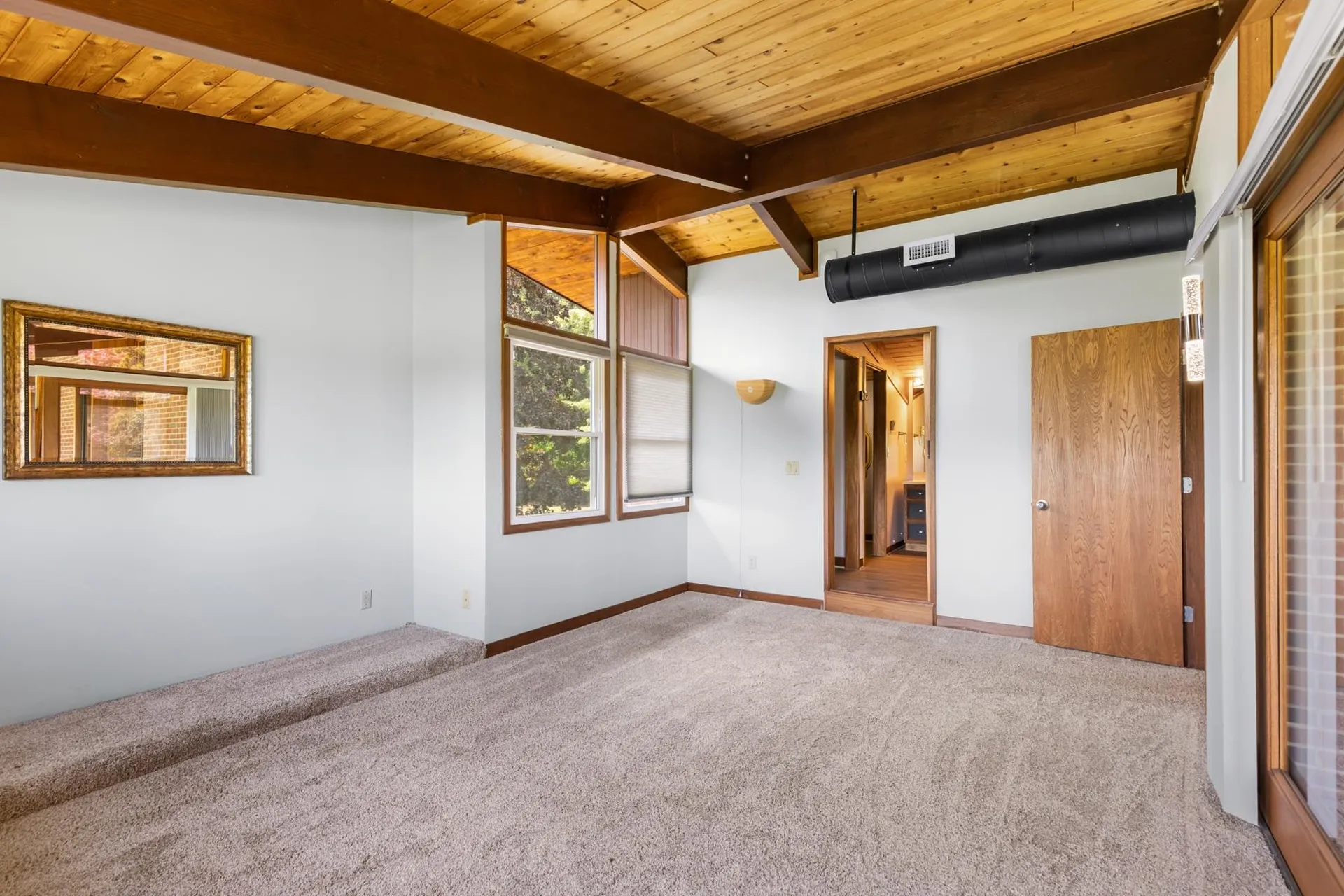 293 North River Road Lee NH 03861